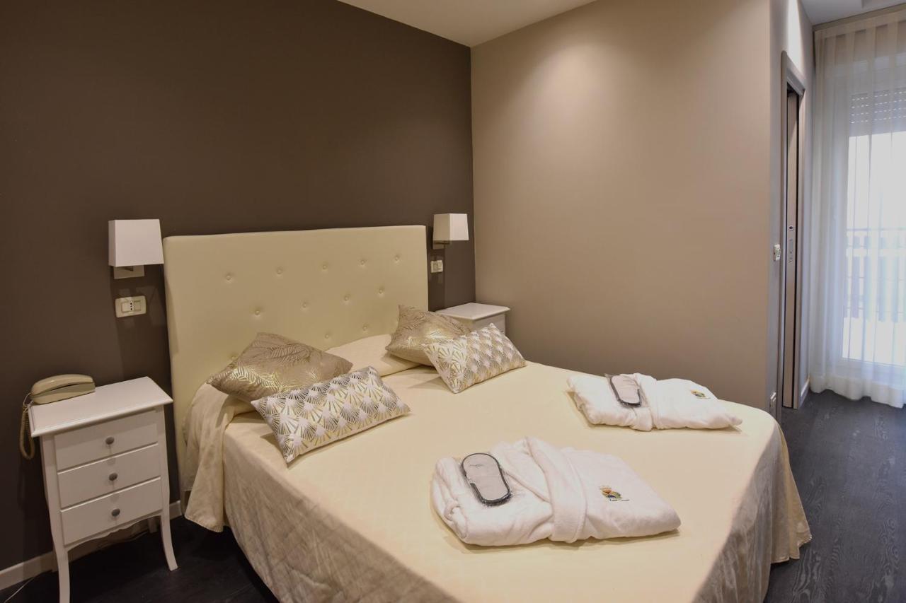 Hotel Cervia Exterior photo