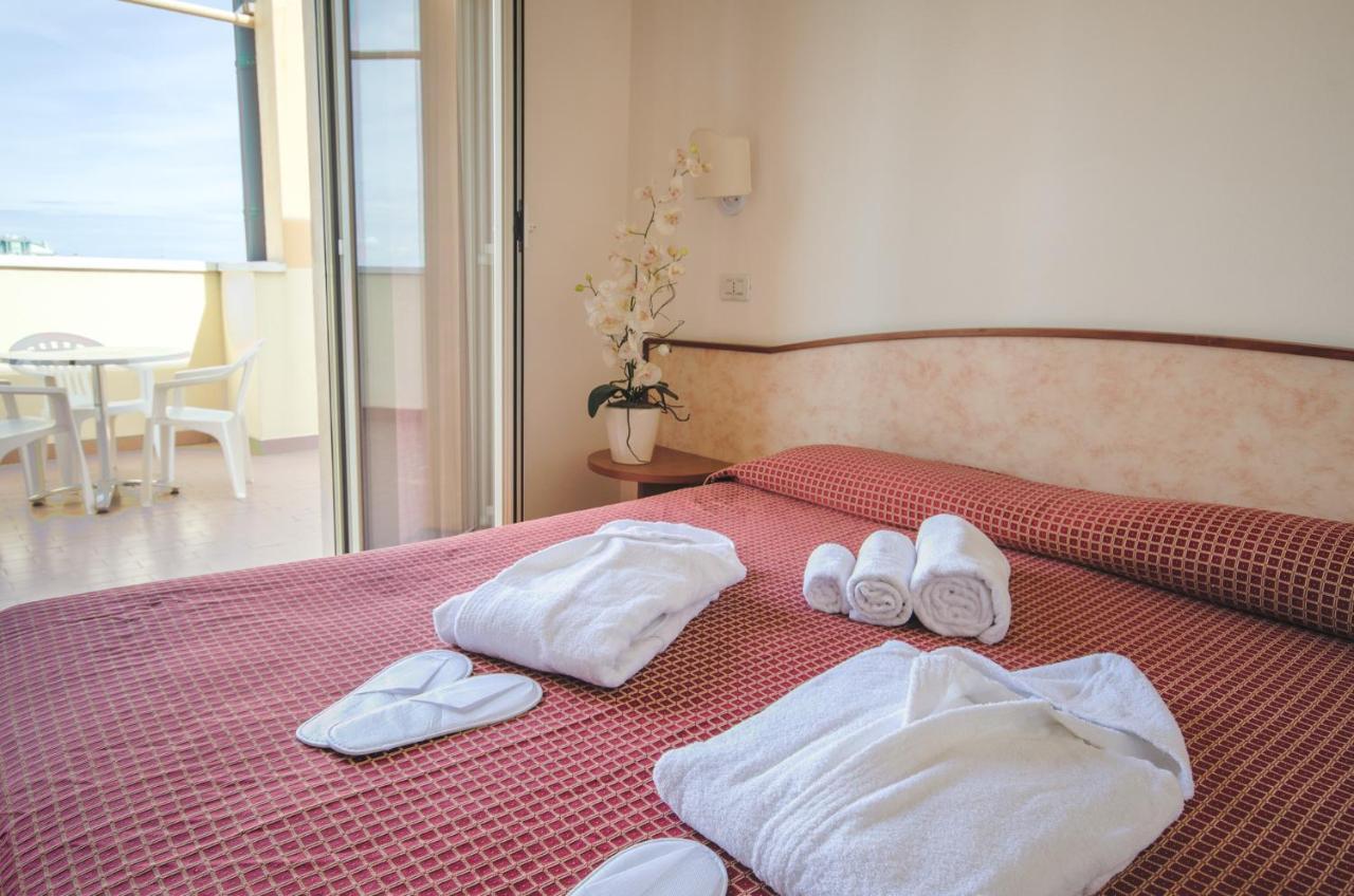 Hotel Cervia Exterior photo