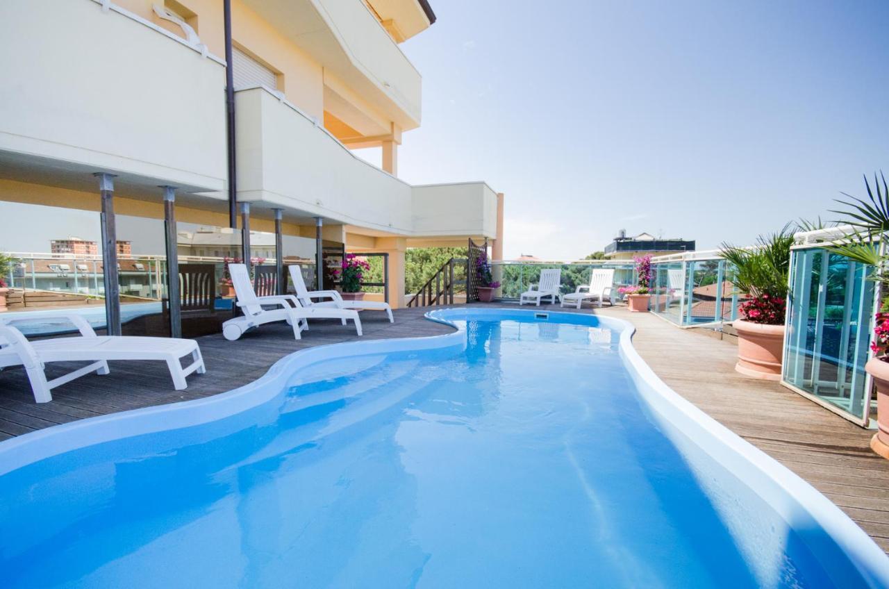 Hotel Cervia Exterior photo