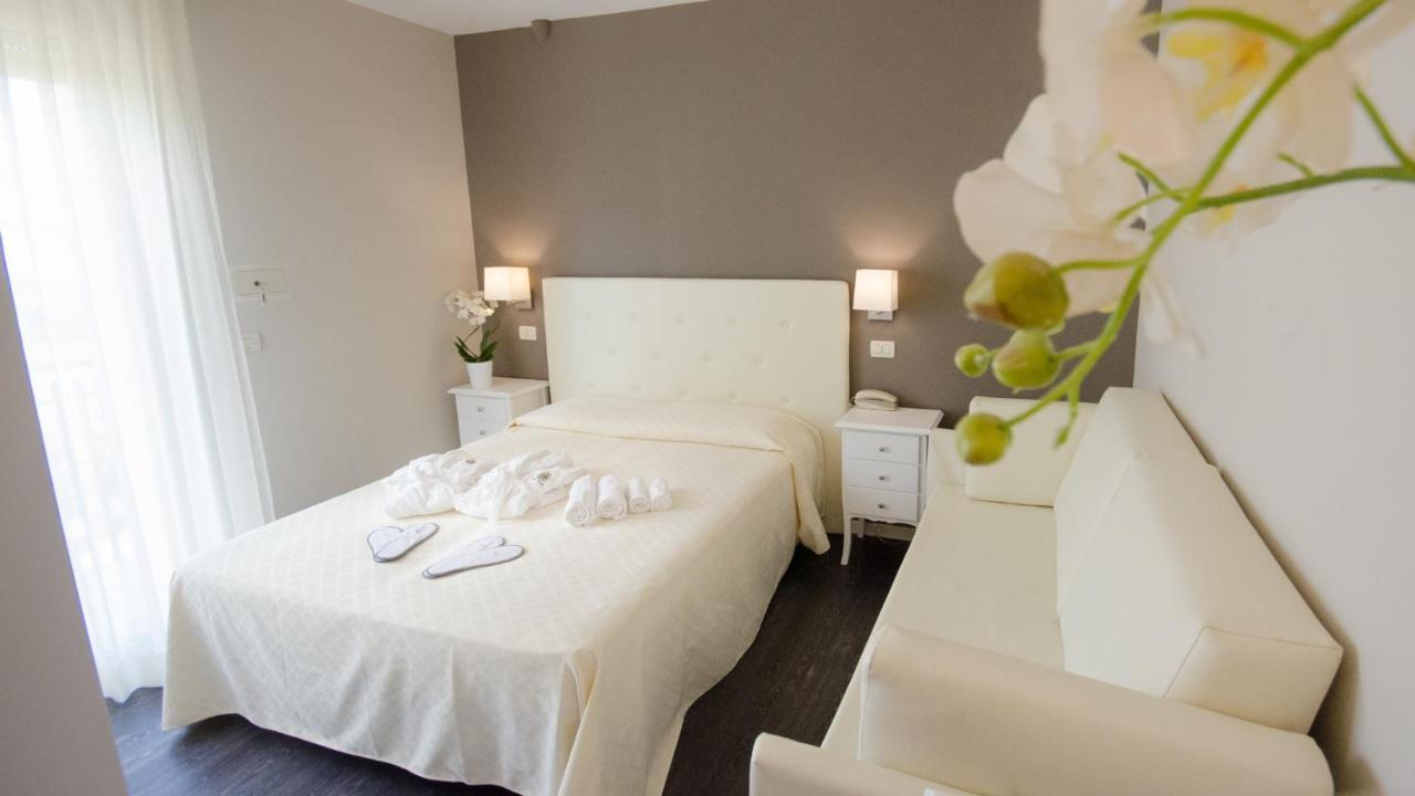 Hotel Cervia Exterior photo